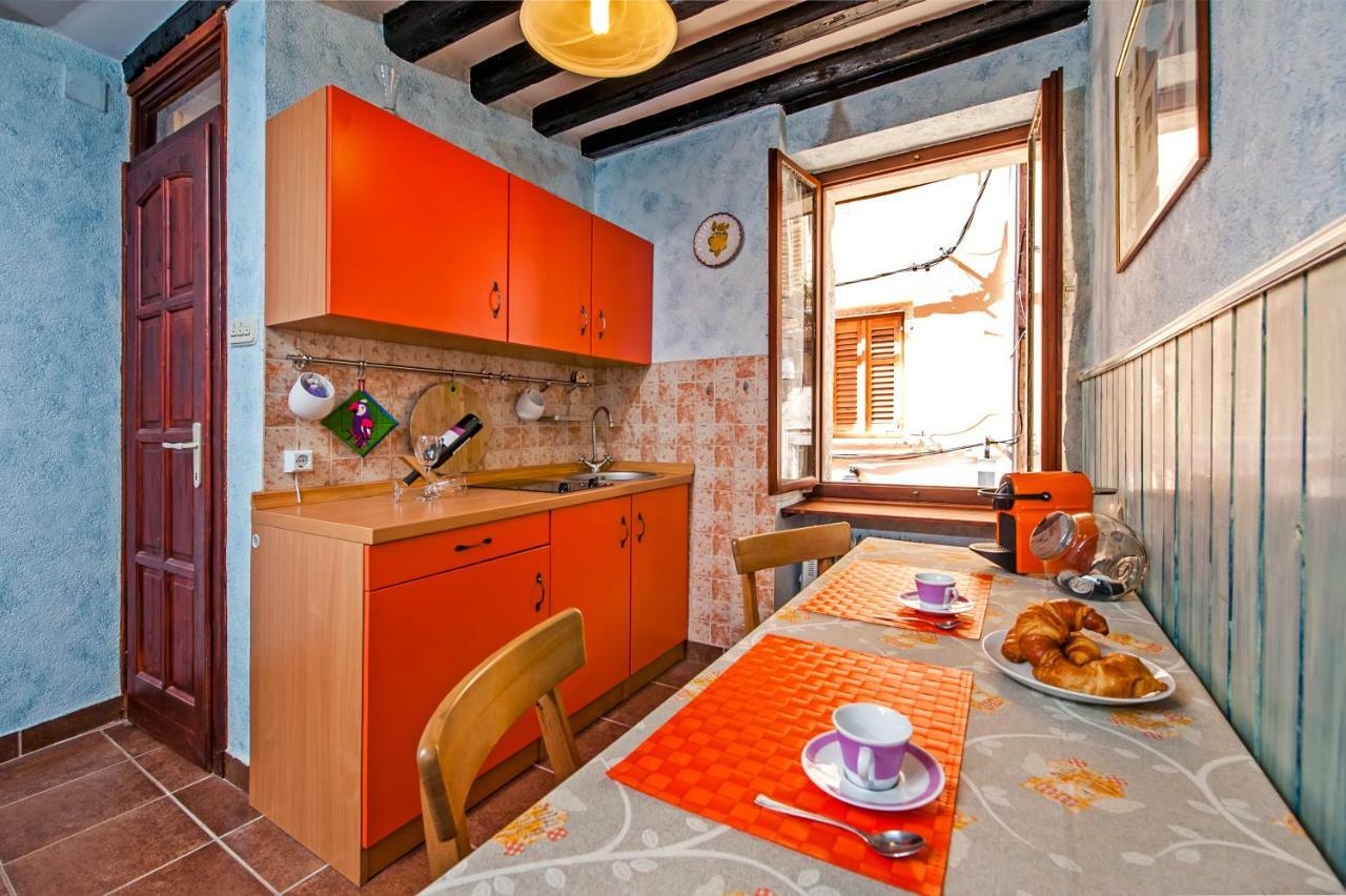 Studio Apartment Grisia Rovinj Exterior photo